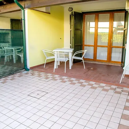 アパート Family Flat With Two Private Courtyards