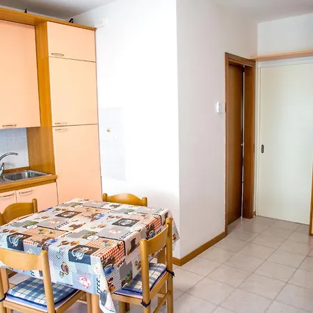 Family Flat With Two Private Courtyards * Eraclea Mare