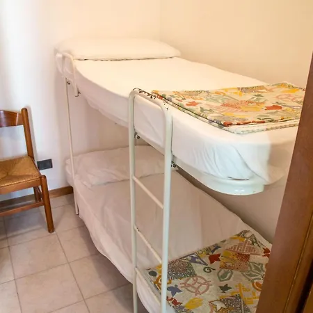 Family Flat With Two Private Courtyards エラクレア・マーレ