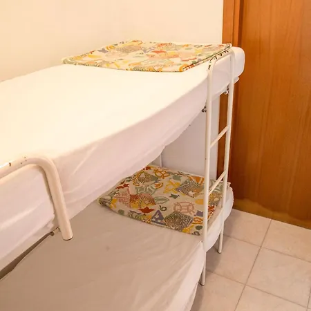 アパート Family Flat With Two Private Courtyards エラクレア・マーレ